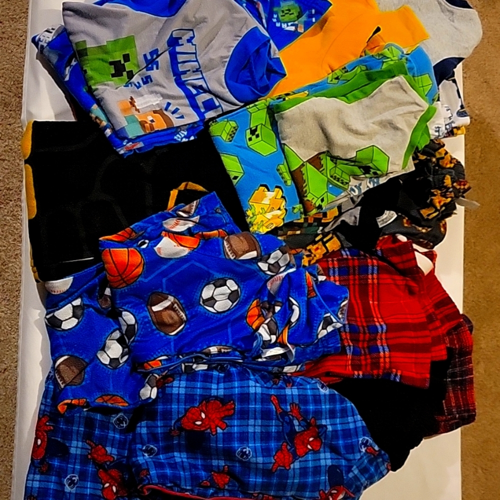BOYS PAJAMAS